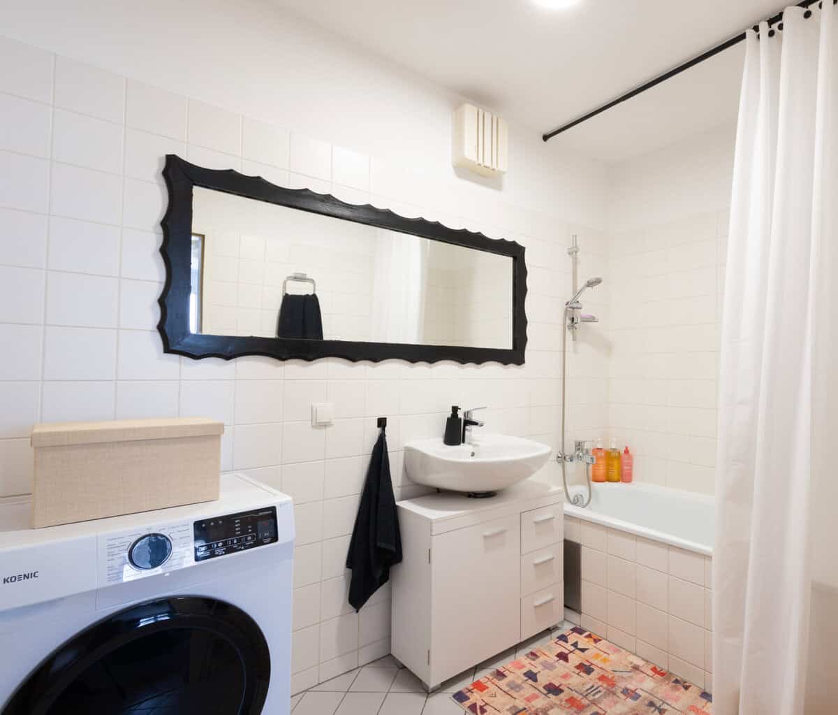 A small bathroom space in Vienna, Austria